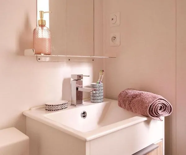 L'oree De L'ocean - Vendee Parque de Campismo 4*